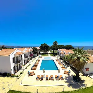  Hotel Feri Surf Club